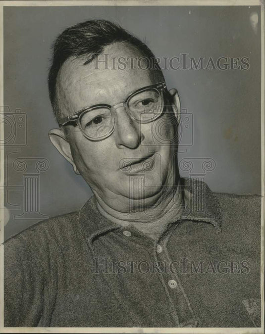 1964 Press Photo Robert L. "Red" Hardie after ordeal in Bayou Biloxi