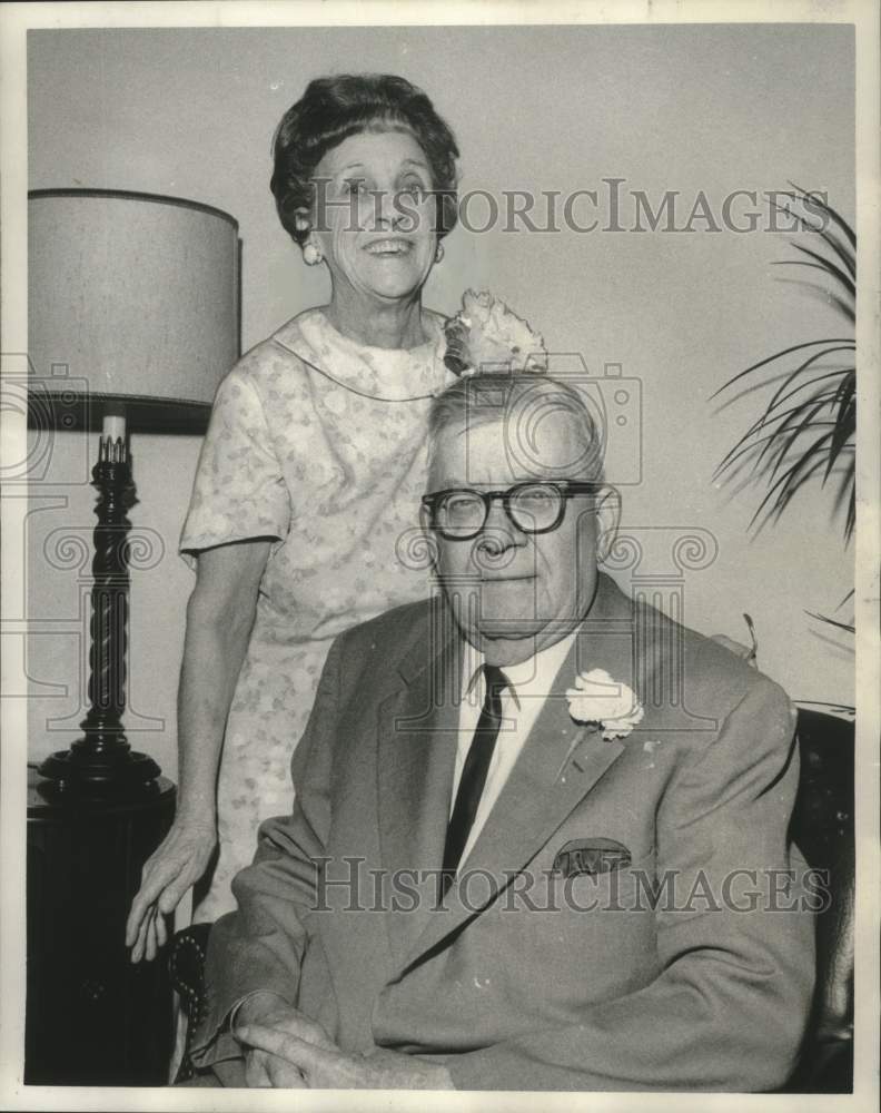 Load image into Gallery viewer, 1970 Press Photo Mr. &amp; Mrs. George Herzog Sr. Celebrate 50th Wedding Anniversary
