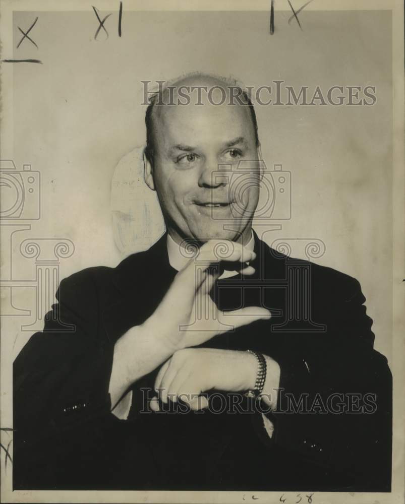 1952 Press Photo Reverend Julian Herman - noo30481