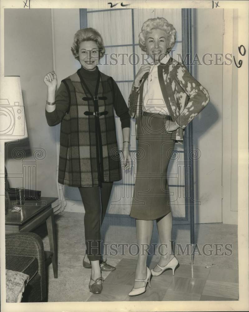 1959 Press Photo Lorraine Hansemann & Doris Smart- California Fashions- Historic Images
