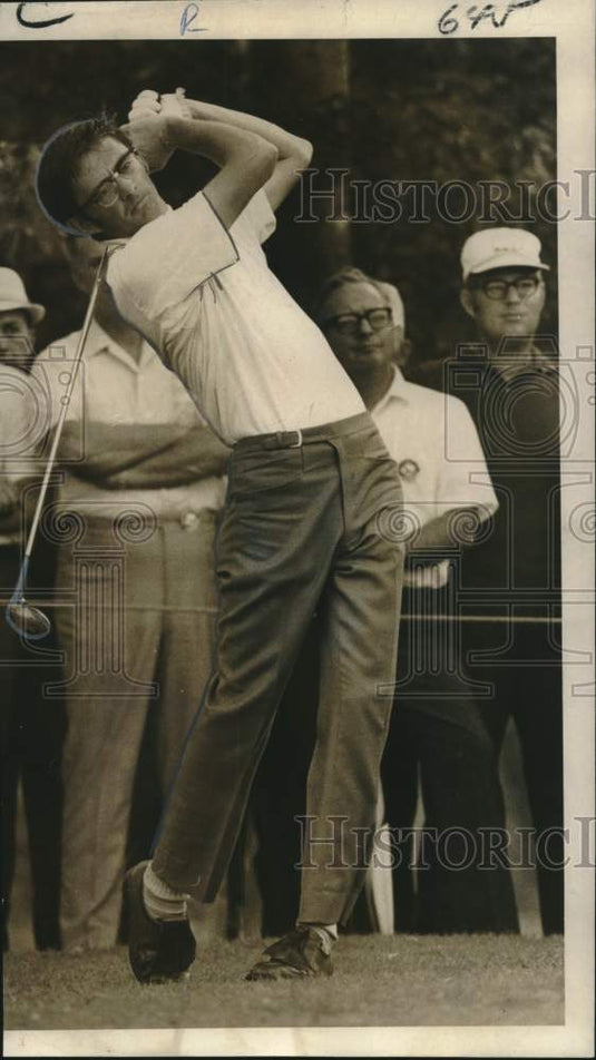 1978 Press Photo Dave Hill at play at the Lakewood Country Club - noo30702