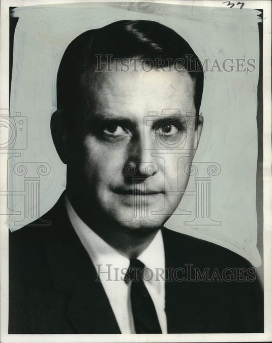 1968 Press Photo Everett Hutchinson of the Interstate Commerce Commission