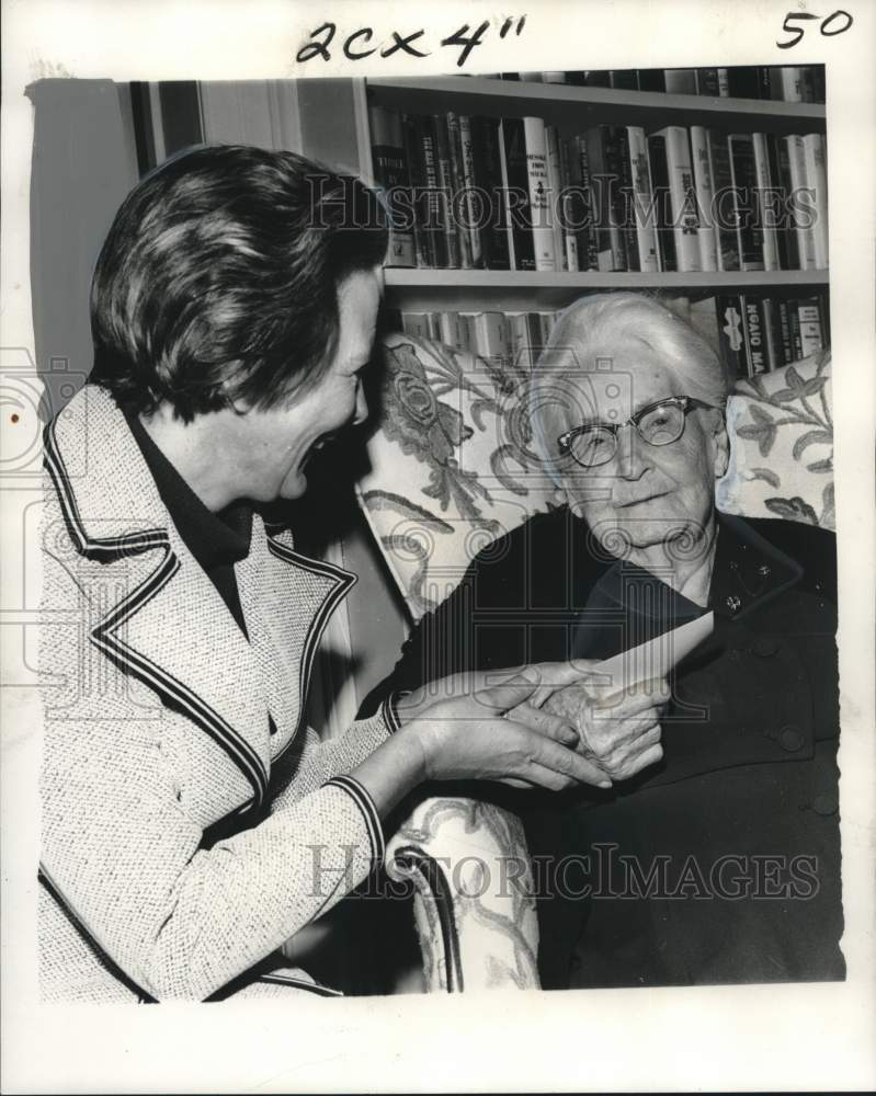 1973 Press Photo Order of the Eastern Star Members Barbara Beck, Mary HOrton