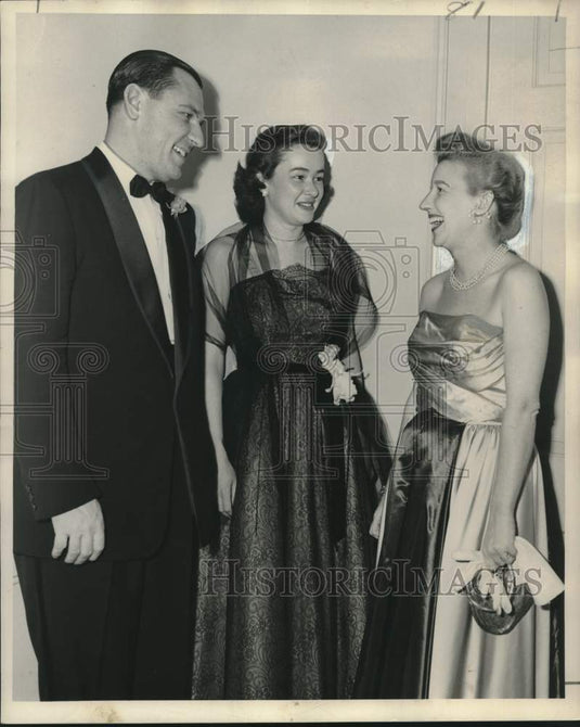 1952 Press Photo Guests attending a Dinner Fundraising Gala - noo30866