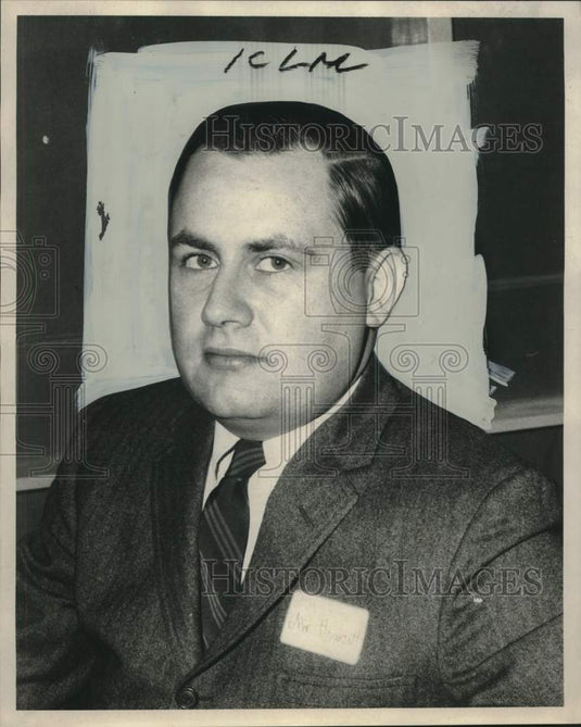 1970 Press Photo Harley B. Howcott Jr., President Travelers Aid Society
