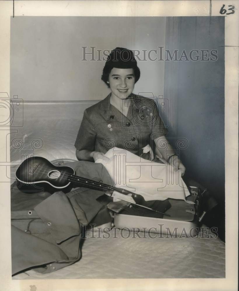 1956 Press Photo Girl Scout Representative to Philippines Sue Hines- Historic Images