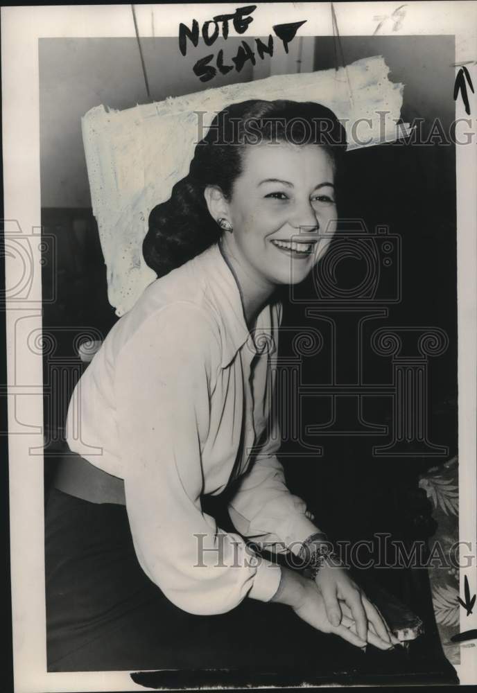 1951 Press Photo Opera Singer Lois Hunt - noo31002