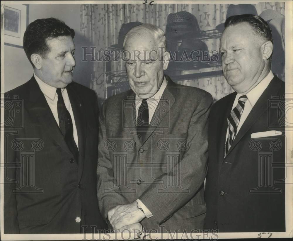 1964 Press Photo Luther Hodges honored at International House Luncheon