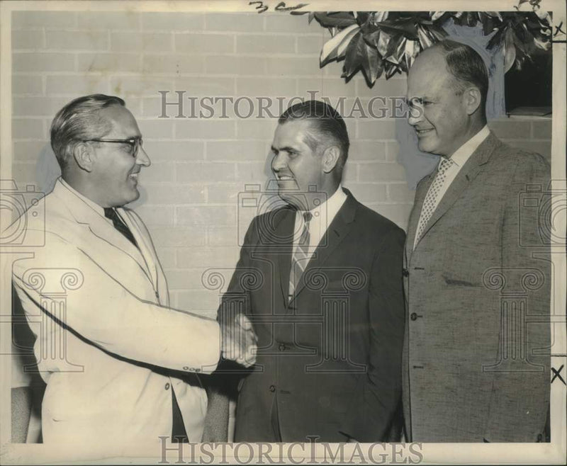 Load image into Gallery viewer, 1960 Press Photo Dr. Paul V. Grambsch, Tulane University - noo31193
