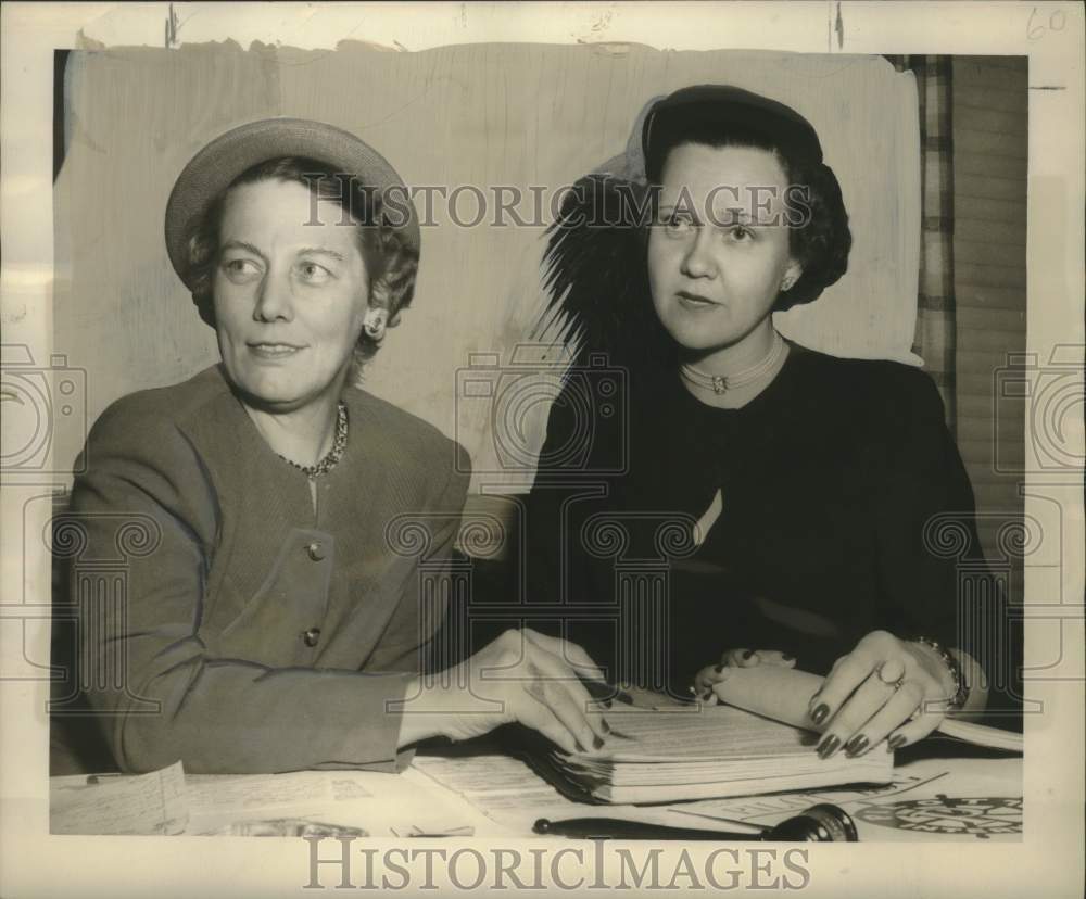 1950 Press Photo Nona E. Martin &amp; Myrl Grennon of the Pilot Club International