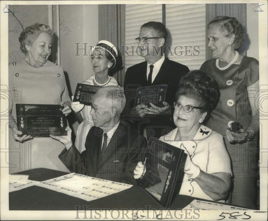1968 Press Photo Volunteers honored by Louisiana Tuberculosis and Respiratory
