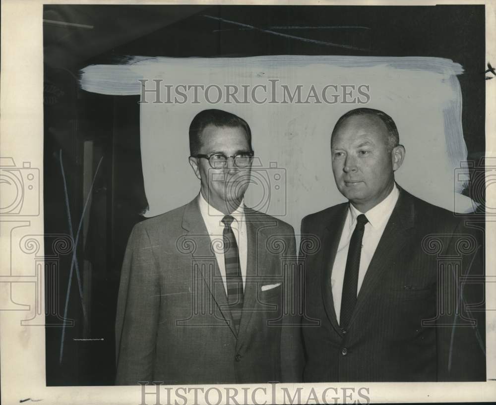 1968 Press Photo Herbert A. Howlett &amp; James B. Coulter Water Problems Conference