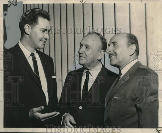 1963 Press Photo Huch K. Howton, Carl Goldenberg, and H. Schiro - noo31531
