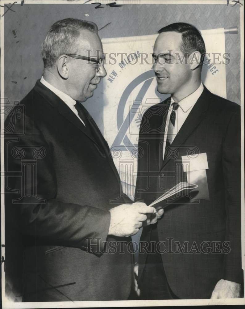 Load image into Gallery viewer, 1966 Press Photo Dr. Joseph R. Jarabak &amp; Dr. H.W. Gilmore, Dental Conference

