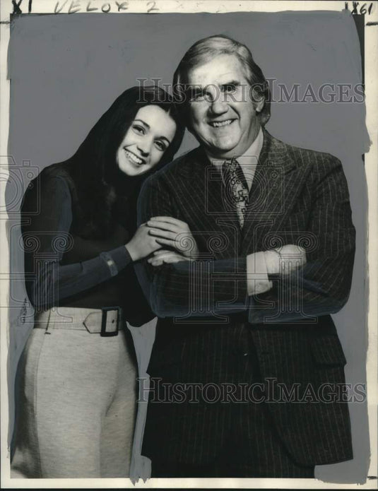 1973 Press Photo Lydia Anne Hodson, Junior Miss 1972, with Ed McMahon