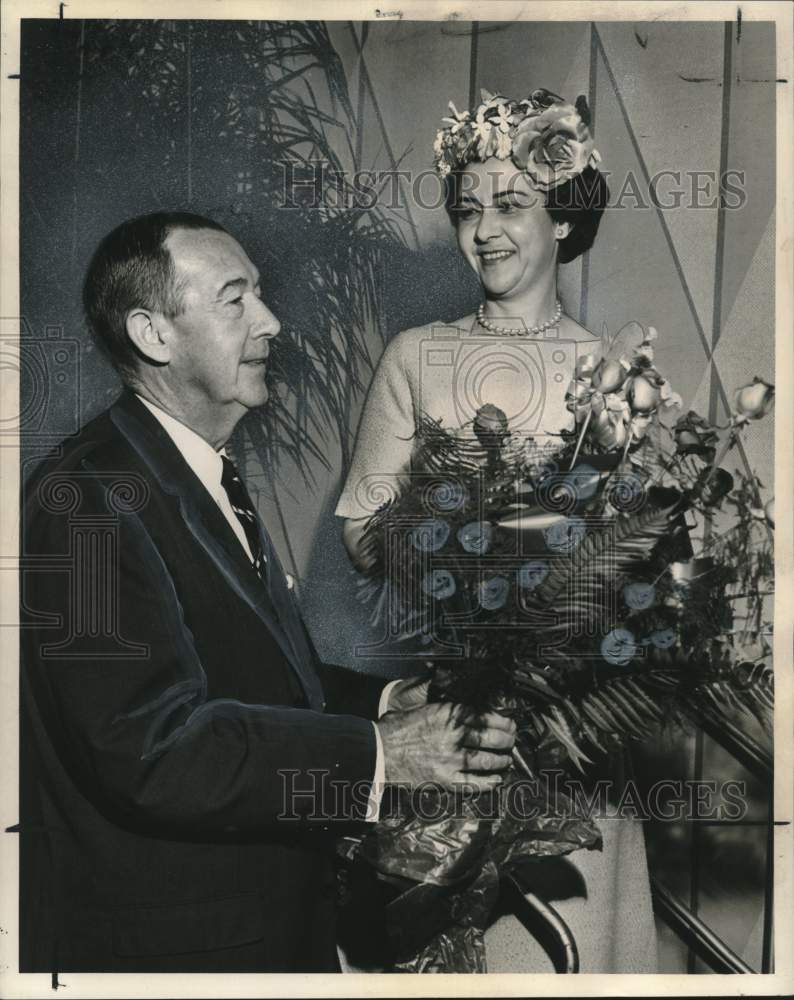 1962 Press Photo Mrs. Byrne Dean Hoffman Honored as Miss Transportation of 1962