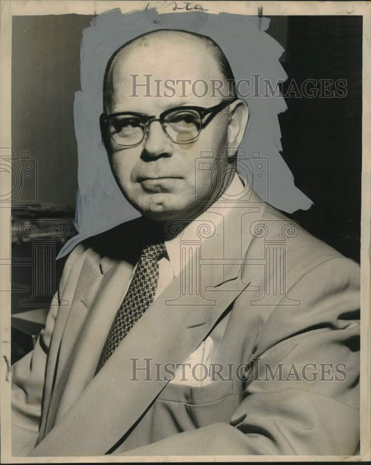 1954 Press Photo K. G. Hoffman and wife won all-expense-paid trip to Hawaii