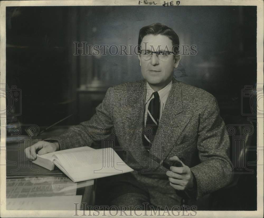 1955 Press Photo John Hall Jacobs, librarian of the New Orleans public library