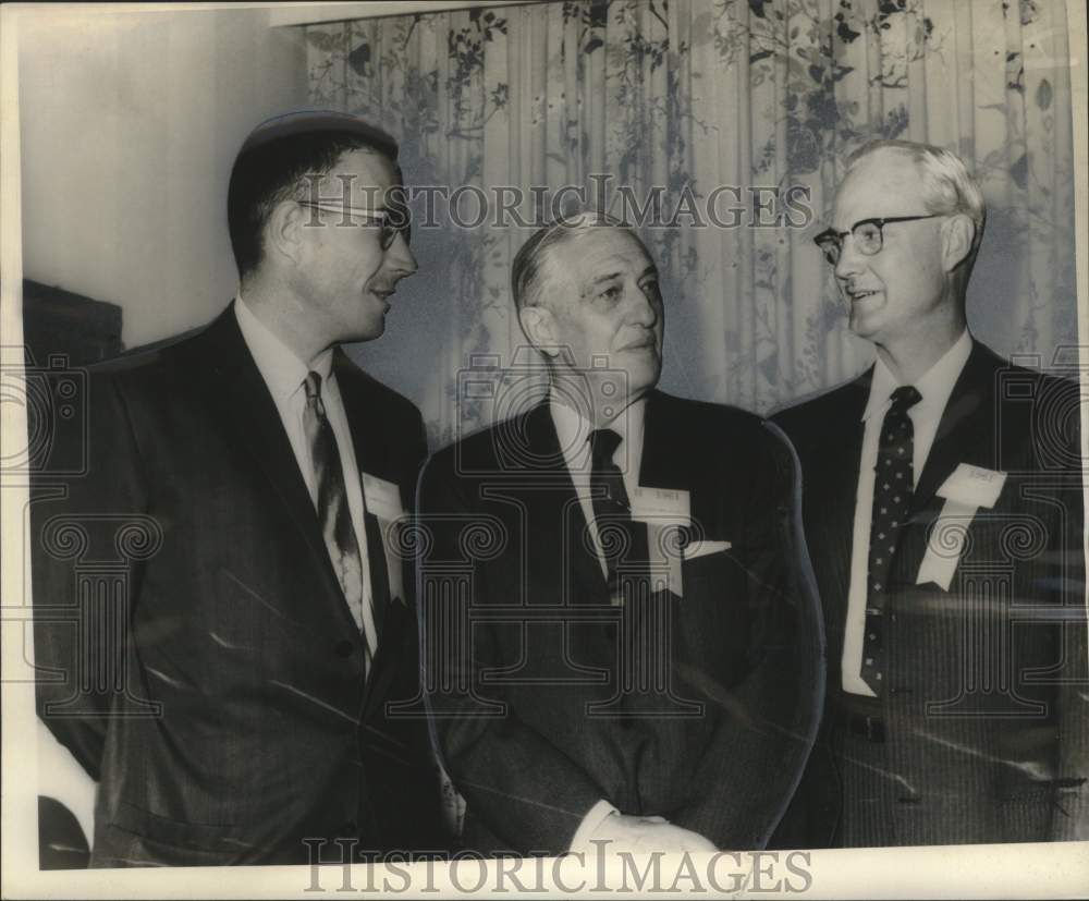 1961 Press Photo Symposium of the New Orleans Academy of Ophthalmology