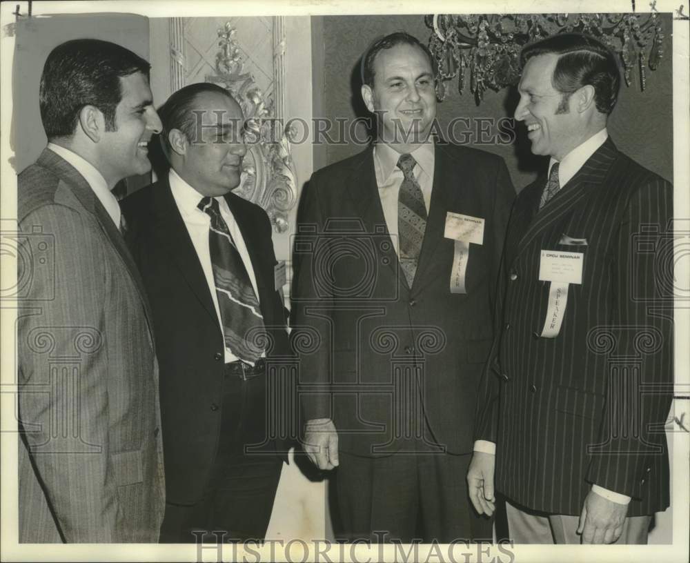 1971 Press Photo Automobile Insurance Public Seminar Leaders, Le Pavillon Hotel