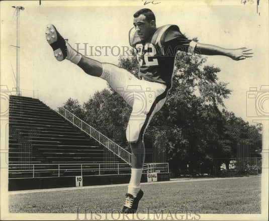 1964 Press Photo Jerry Hollifield, Southeastern Louisiana College Lions' Punter