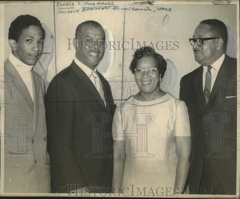 Load image into Gallery viewer, 1968 Press Photo Delegates- United Negro College Fund convention in New Orleans
