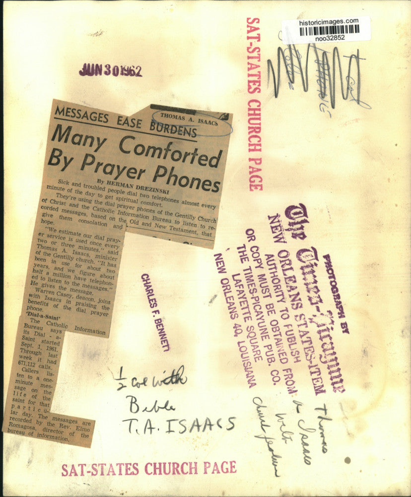 1962 Press Photo Thomas A. Isaacs minister of Gentilly Church on the phone