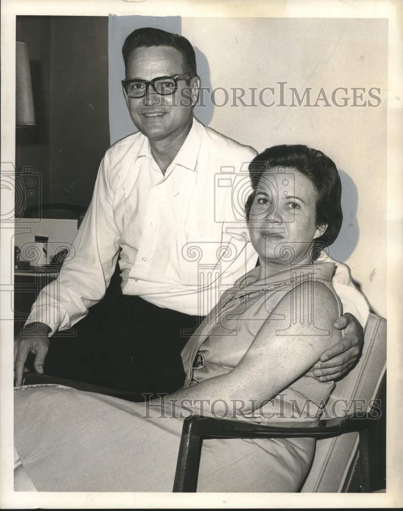 1965 Press Photo New Orleans Businessman C.J. Ingles and Wife - noo33331