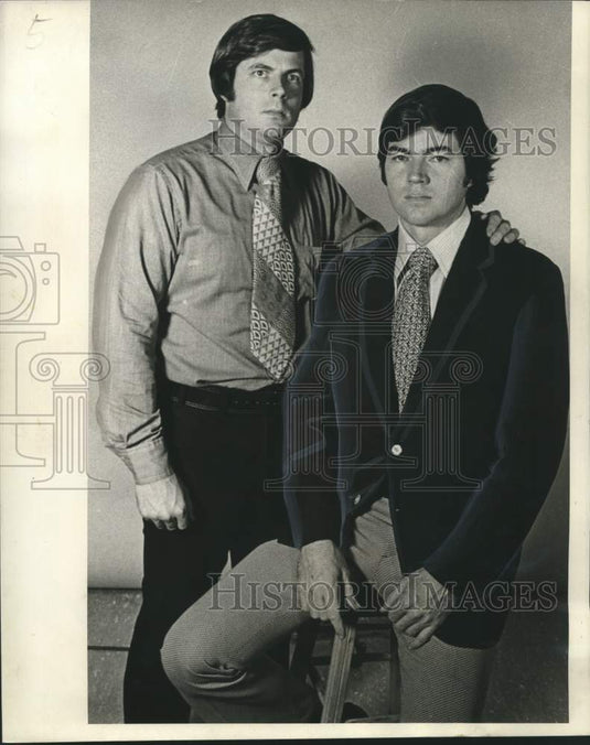 1972 Press Photo William Keaty & Thomas Keaty- Receiving Respective Degrees