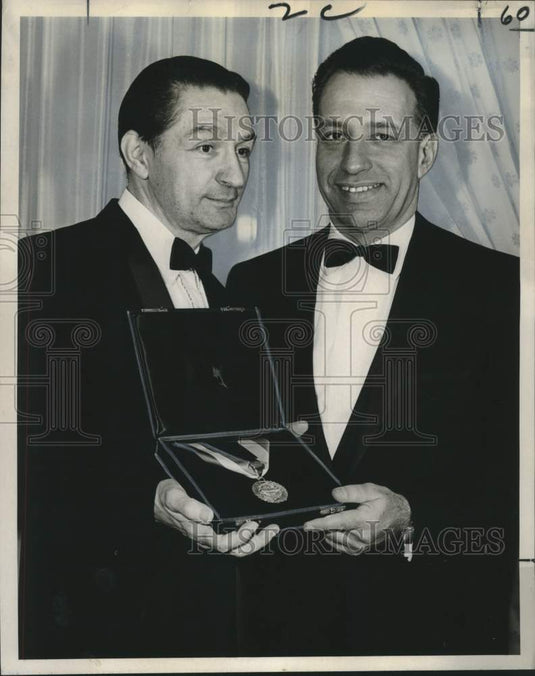 1967 Press Photo Label A. Katz of New Orleans is honored by B'nai B'rith