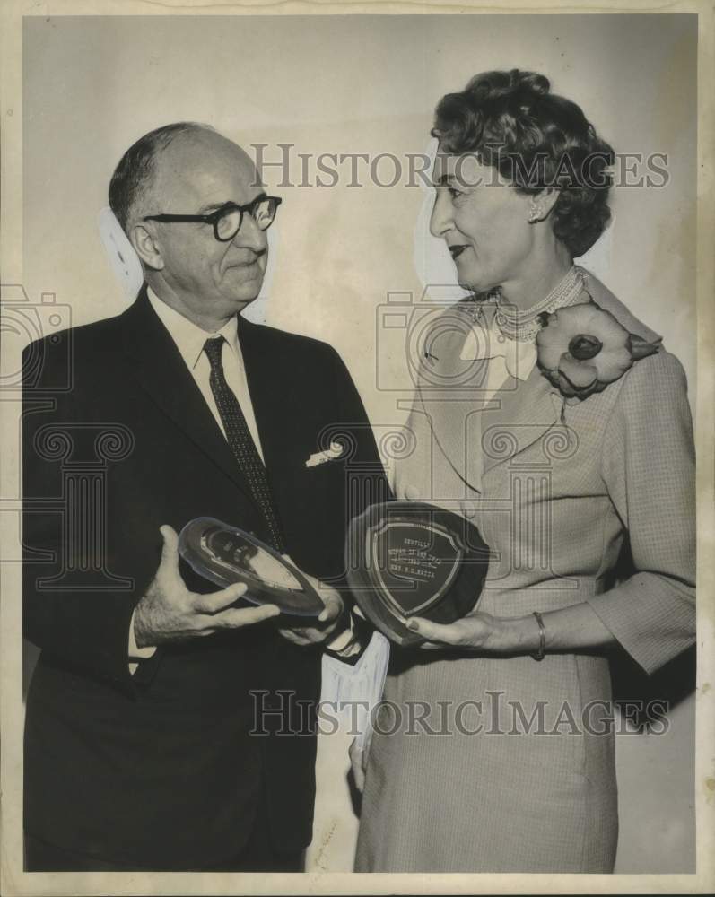 1961 Press Photo William H. Kirchberg &amp; Lillian B. Razza- Gentilly Man &amp; Woman