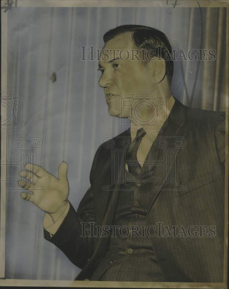 Load image into Gallery viewer, 1967 Press Photo Governor Claude Kirk of Florida - noo33508
