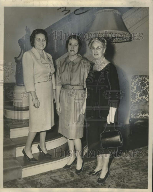 1963 Press Photo De Paul Hospital Guild's annual benefit "Fashion Fete" - Historic Images