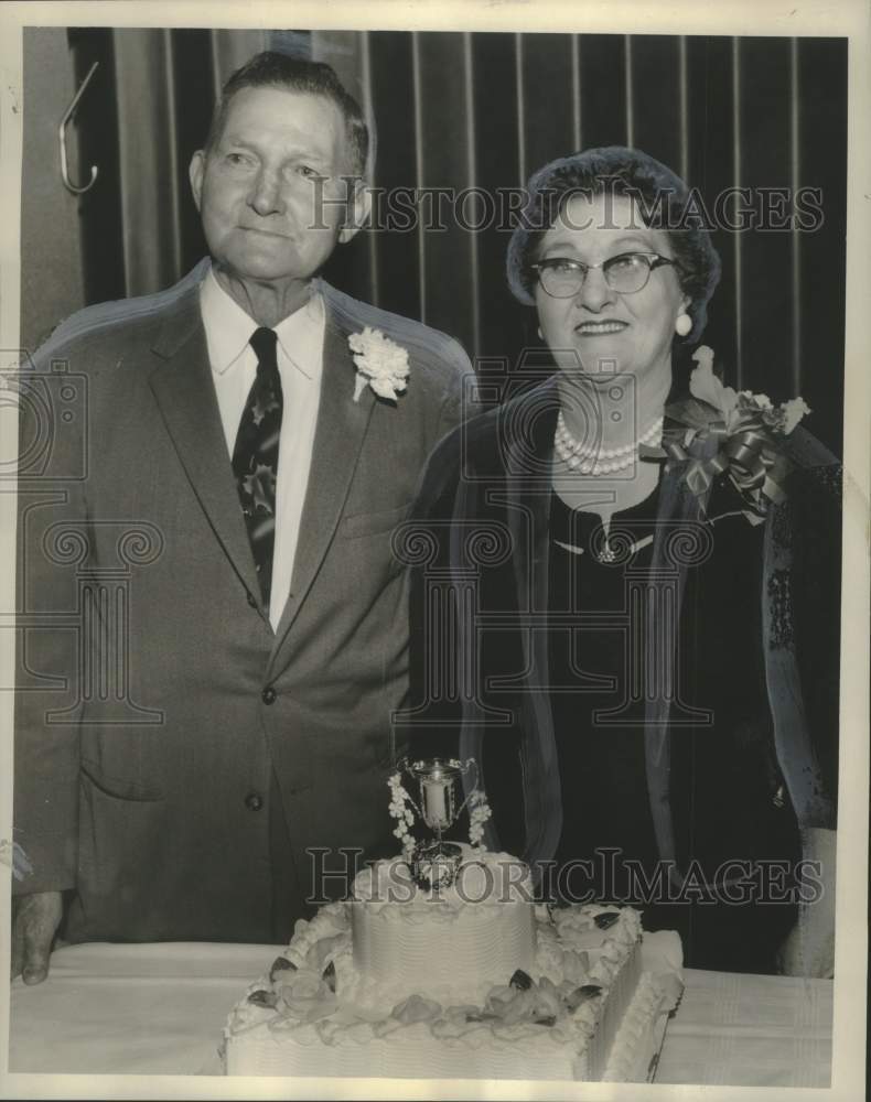 Load image into Gallery viewer, 1960 Press Photo Mr. &amp; Mrs. Paul Jacomine Celebrate 50th Wedding Anniversary

