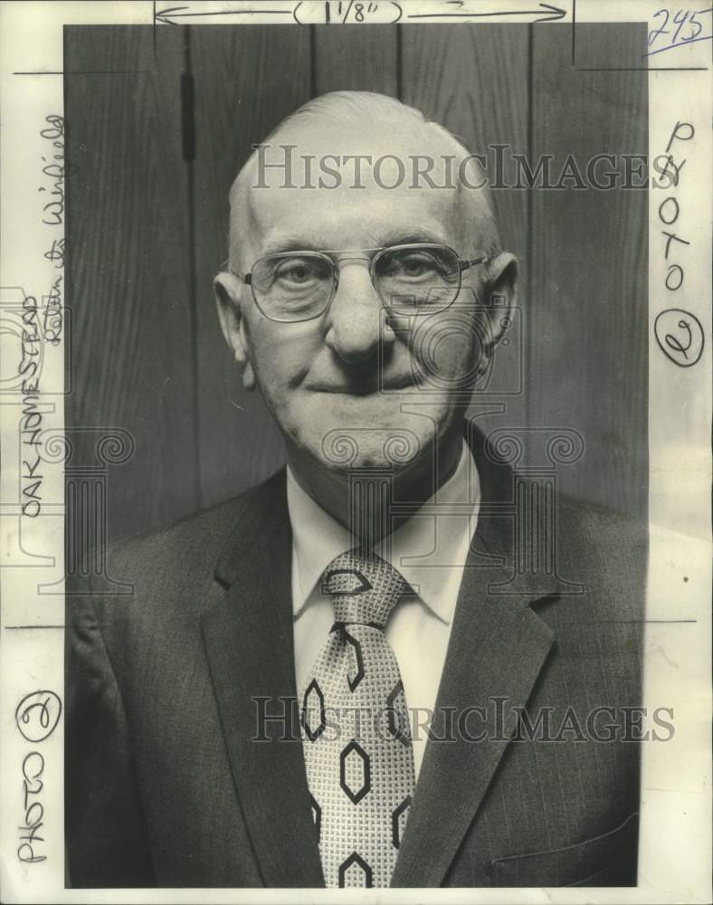 1975 Press Photo John J. Junker, President of Oak Homestead Association