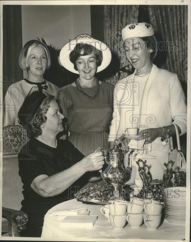 Load image into Gallery viewer, 1966 Press Photo Fink Auxiliary at Gala Spring Tea to Honor Fink Home Residents
