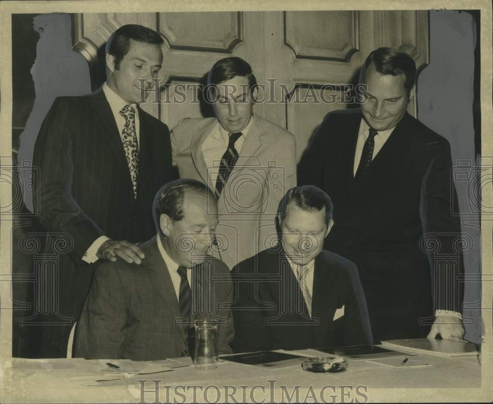 1970 Press Photo New Orleans Tourist and Convention Commission Officers