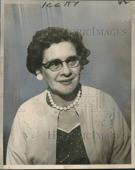 1956 Press Photo Mrs. Ellen Leblanc, Auxiliary of the Veterans of Foreign Wars