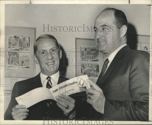 1966 Press Photo Harry H. Hudson & Roy J. Mossy of Cultural Attractions Fund
