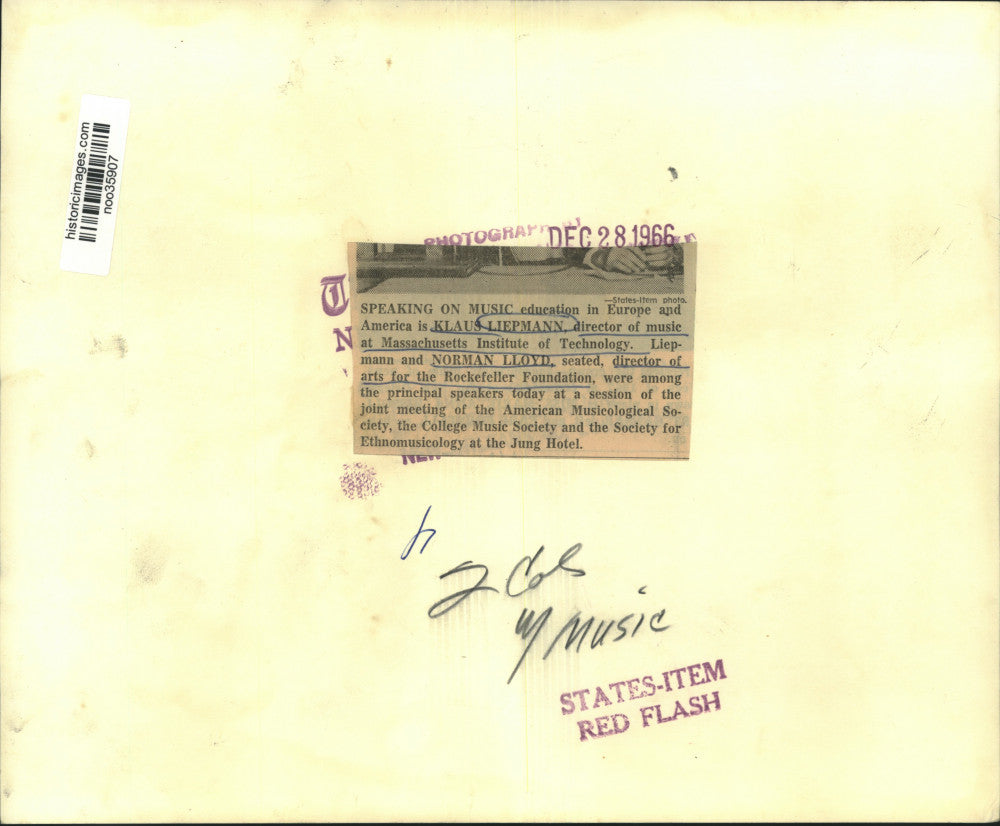 1966 Press Photo Klaus Liepmann & Norman Lloyd at American Musicological Society