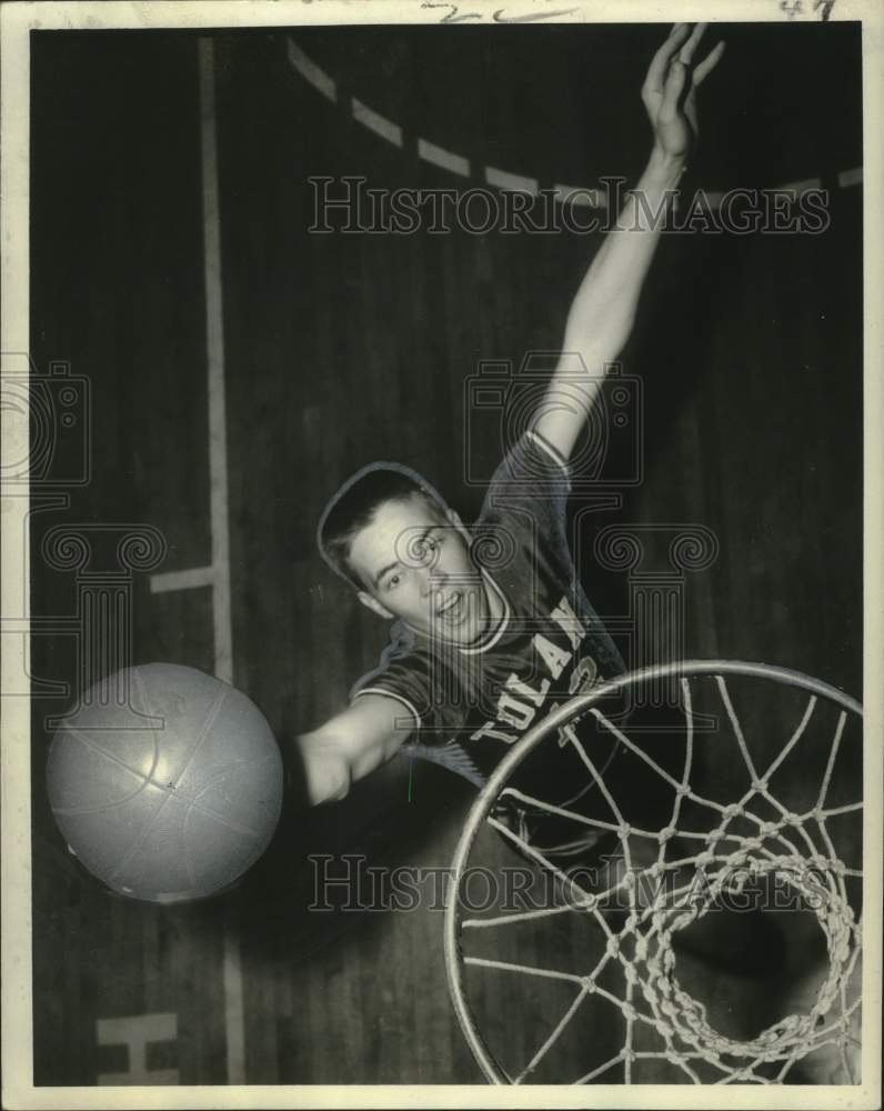 Press Photo Vic Klinkev, Tulane Basketball player - noo36343- Historic Images