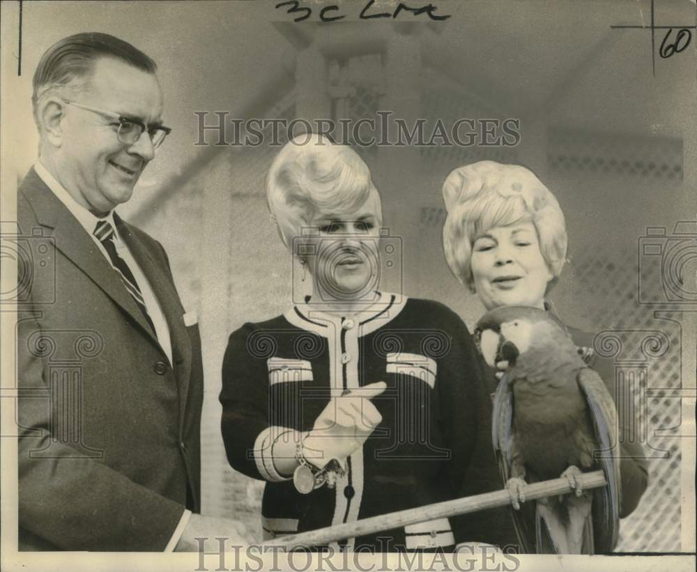 1966 Press Photo National Hairdressers &amp; Cosmetologists Association at Audubon- Historic Images