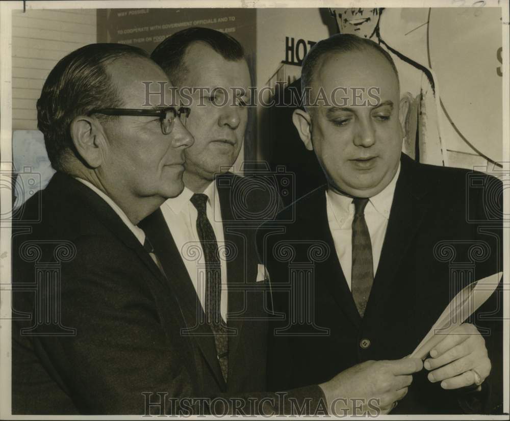 1962 Press Photo Convention of the Association of Institutional Distributors