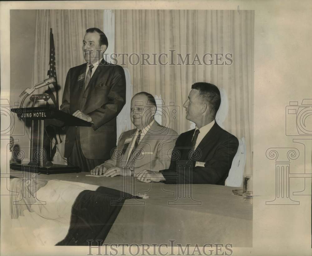 1966 Press Photo Rex Websters Speaks at Rotary Club Conference in New Orleans