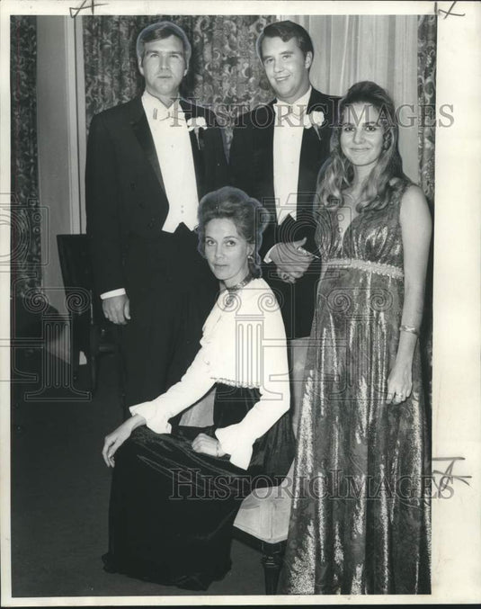 1970 Press Photo Mr. A. William Marchal and officers, Bachelors Club dance- Historic Images