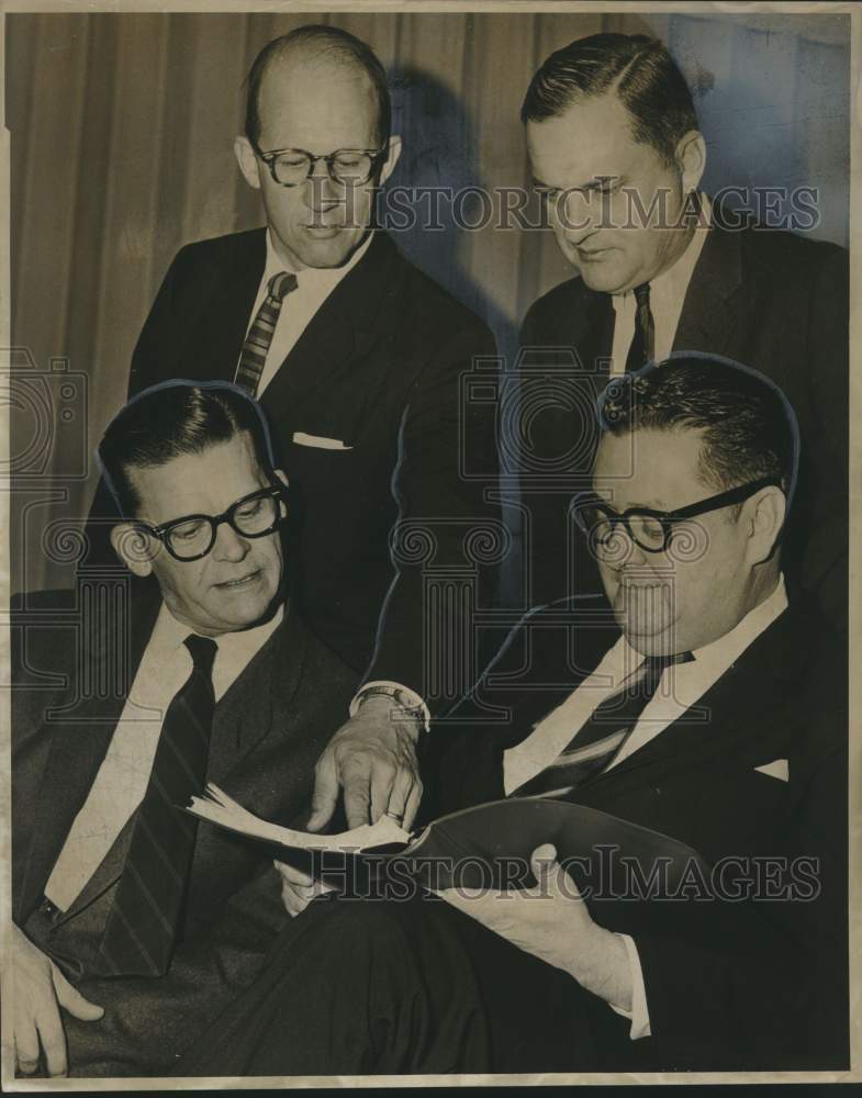 1963 Press Photo Jack Lewis Republican dinner celebrating Lincoln Day - Historic Images