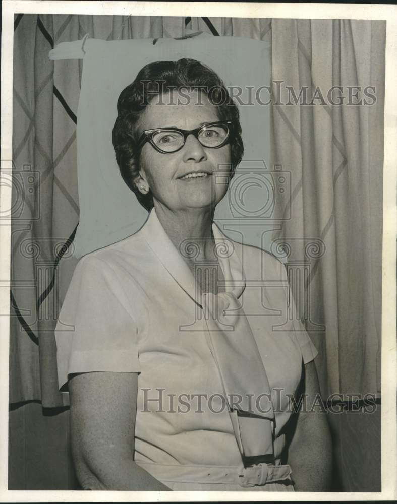 1966 Press Photo Mrs. David Los Calzo, East New Orleans Women's Club - Historic Images