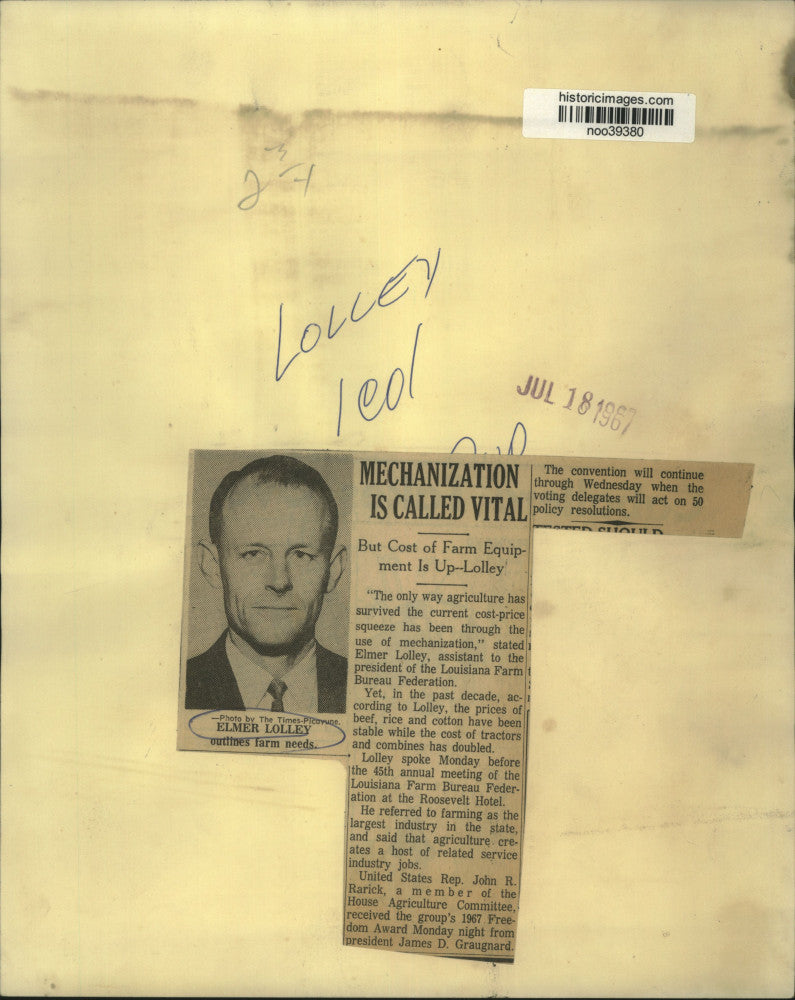 Load image into Gallery viewer, 1967 Press Photo Elmer Lolley, Louisiana Farm Bureau Federation assistant
