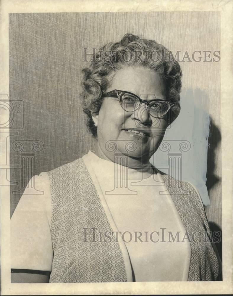 1975 Press Photo Mrs. Clement Lombard, Interfaith Council of Greater New Orleans- Historic Images