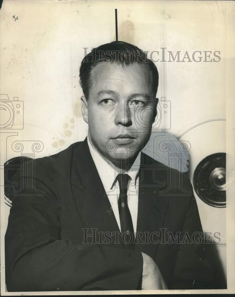 Press Photo Lee MacPhail - Historic Images